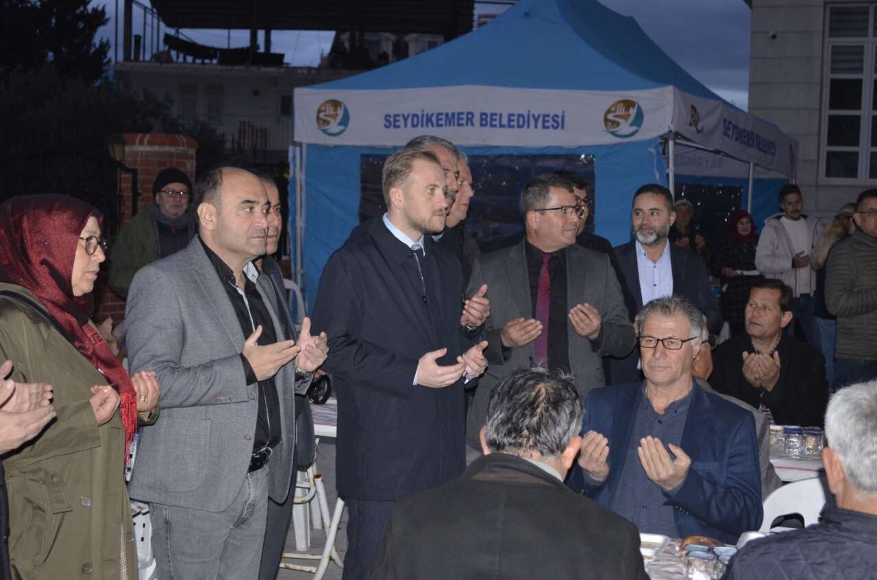 MHP Muğla İl Başkanı Burak Demirel Seydikemer’de Vatandaşlarla İftarda Buluştu 17